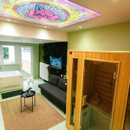 Capsule Flower - Balneo - Cinema - Billard - Nintendo Switch - Mons Centre Eksteriør billede