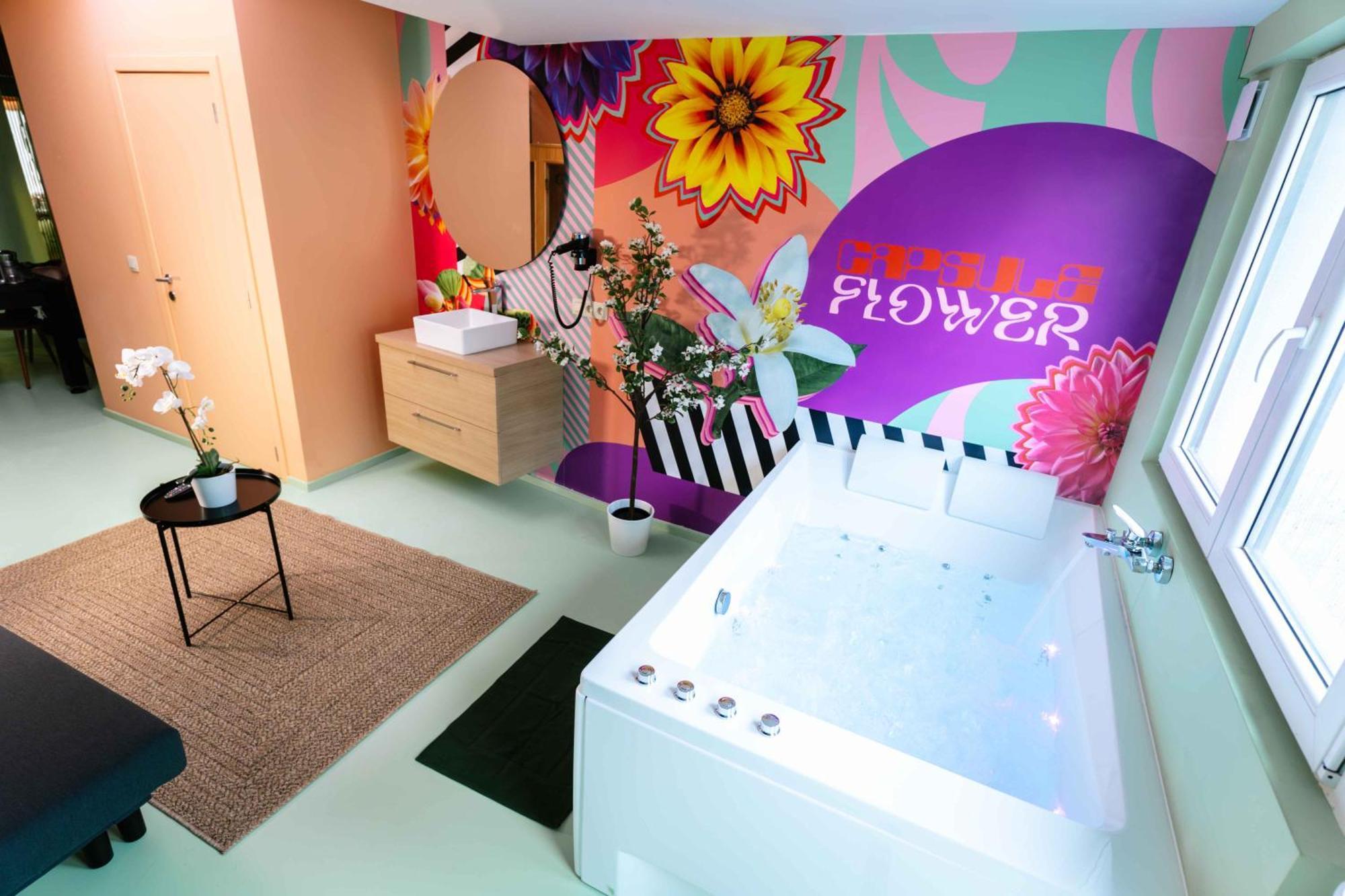 Capsule Flower - Balneo - Cinema - Billard - Nintendo Switch - Mons Centre Eksteriør billede